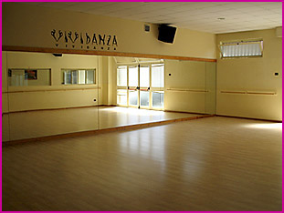 Interno della scuola Vividanza